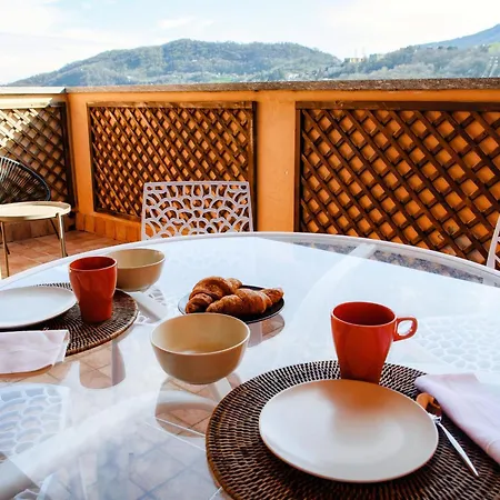 Apartment Casarico - By Myhomeincomo *