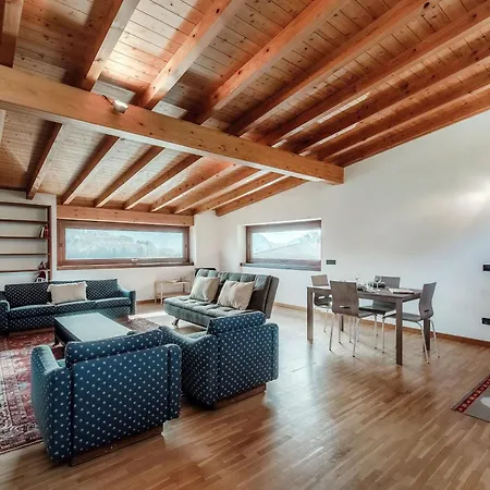 Casarico - By Myhomeincomo Apartment